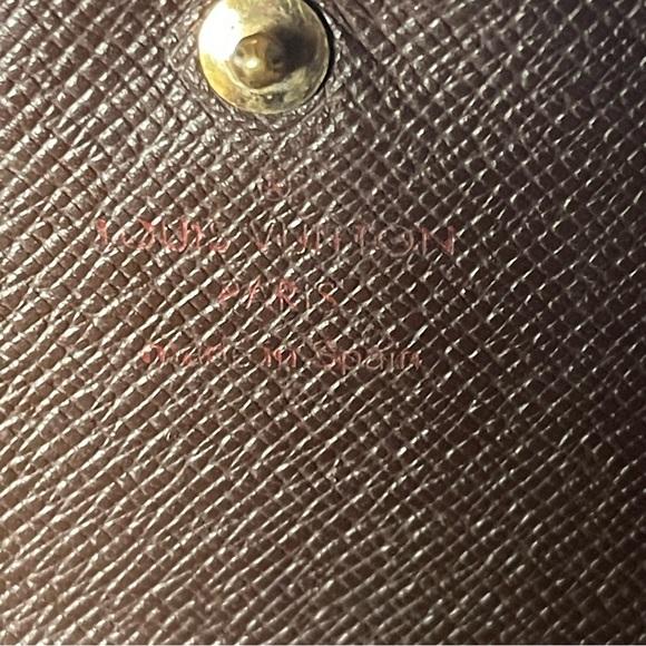 Authentic LV Damier Ebene snap wallet - Picture 11 of 16
